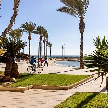 Cozy Appartment Torrevieja At Irina Bagian luar foto