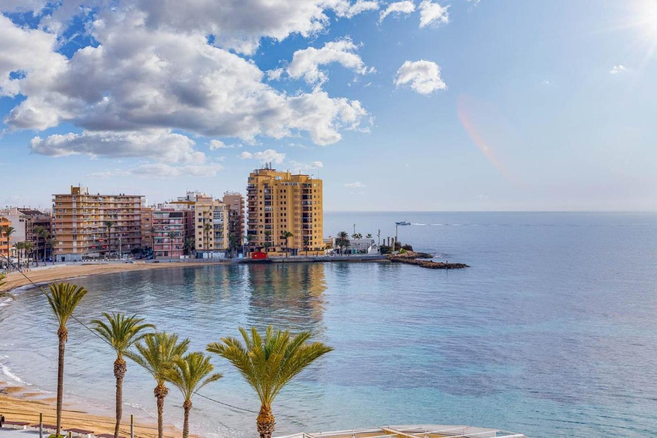 Cozy Appartment Torrevieja At Irina Bagian luar foto