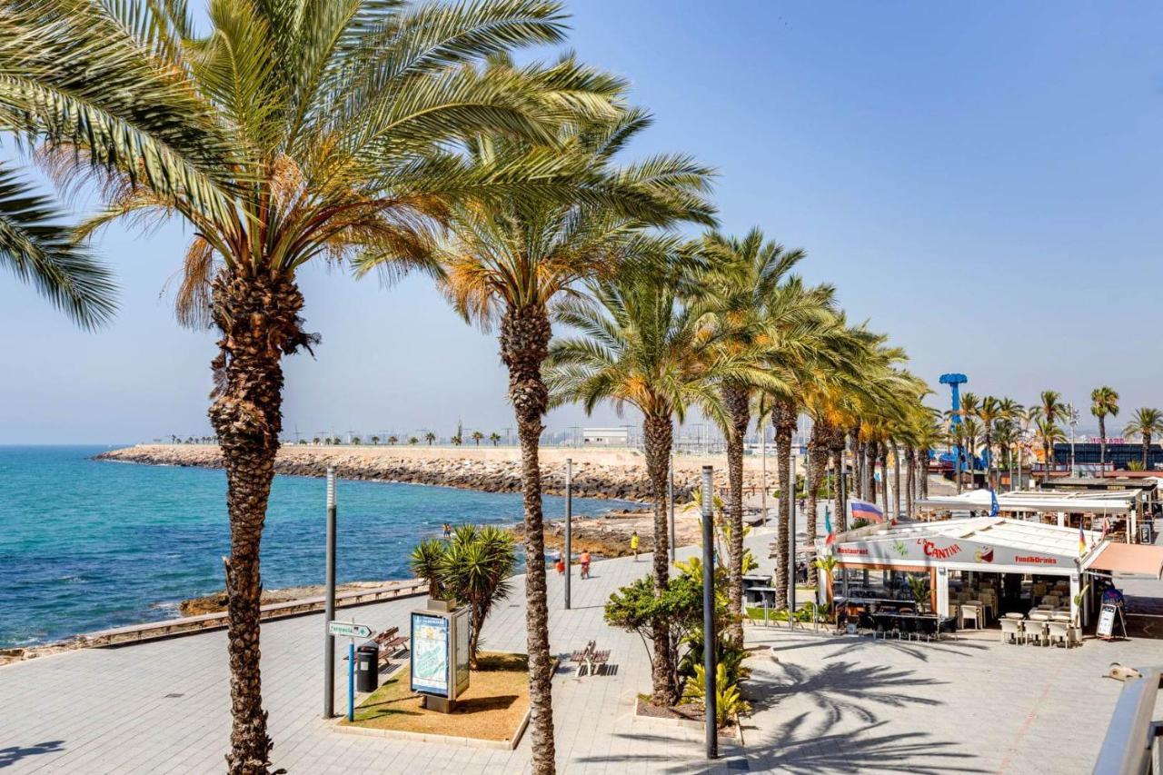 Cozy Appartment Torrevieja At Irina Bagian luar foto