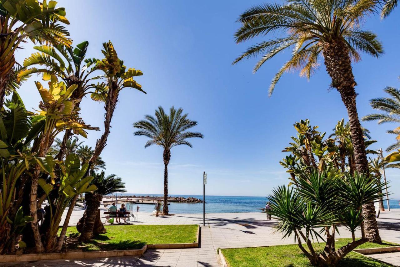 Cozy Appartment Torrevieja At Irina Bagian luar foto